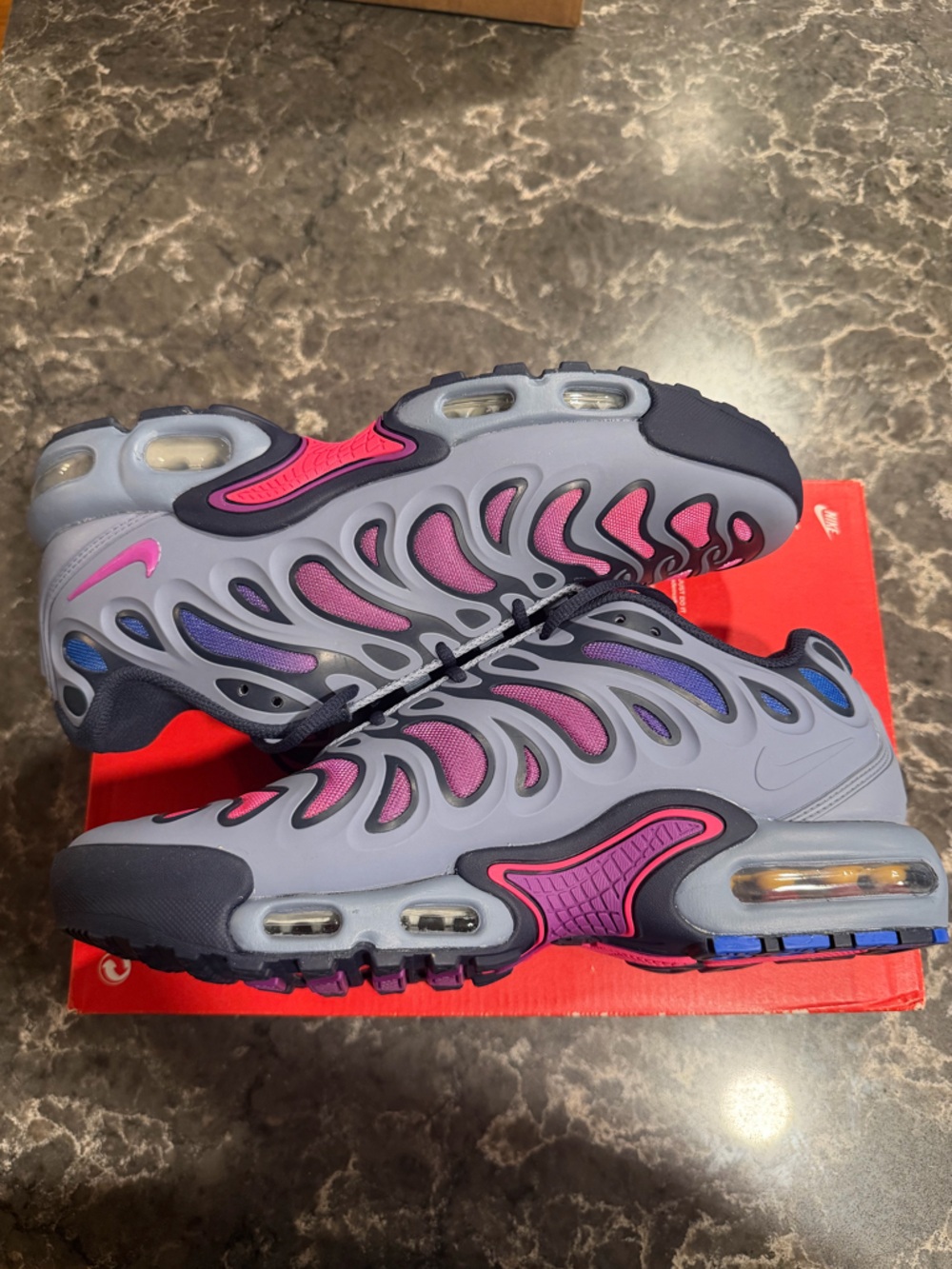 NEW Nike Air Plus Drift- Model FD4290-401 - Picture 2 of 7